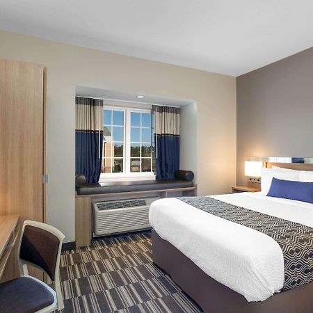 Microtel Inn Suites By Wyndham South Hill Exterior foto