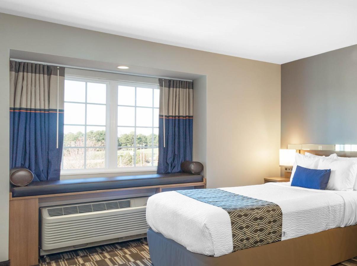 Microtel Inn Suites By Wyndham South Hill Exterior foto